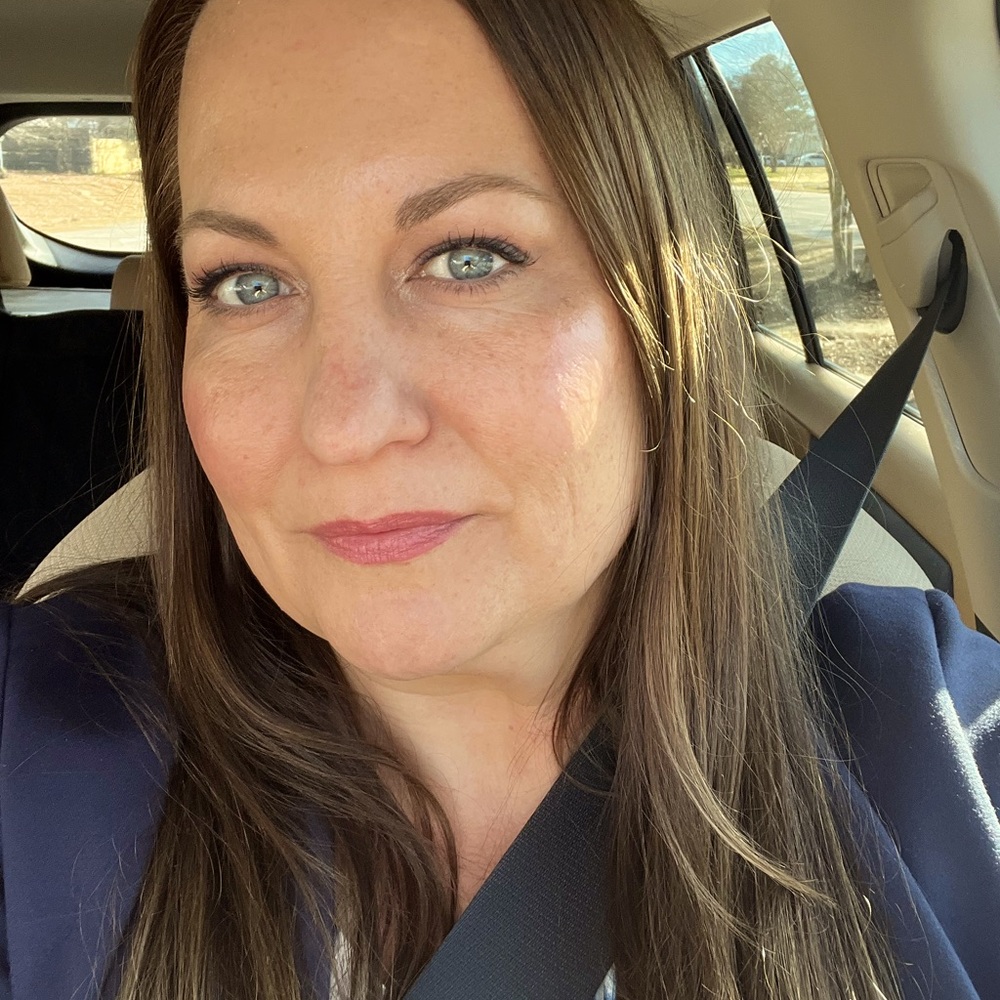 Meet your Posher, Lori
